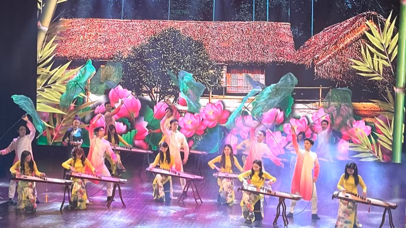 Phong trào văn nghệ quần chúng đã và đang tiếp tục phát triển tại các địa phương thời gian qua. 