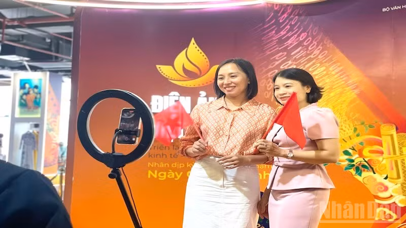 Trải nghiệm không gian công nghệ điện ảnh. 