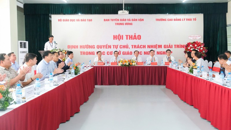 Quang cảnh hội thảo.