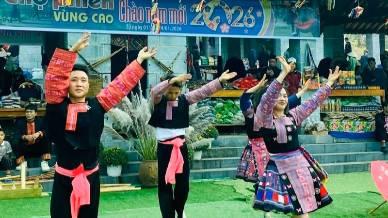 Lan tỏa bản sắc văn hóa dân tộc trong những ngày đầu Xuân.