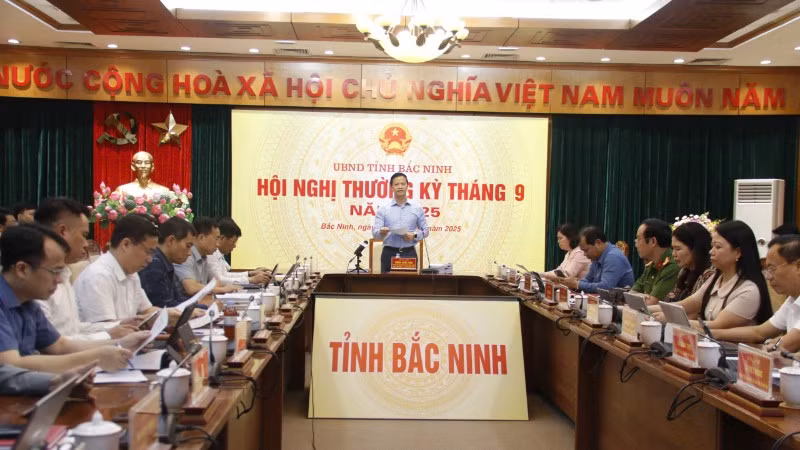 Quang cảnh phiên họp.