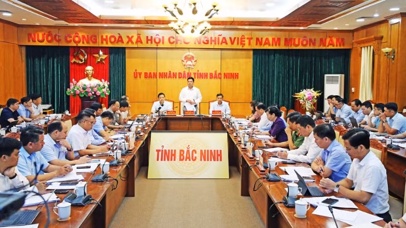 Quang cảnh Hội nghị của Ban Chỉ đạo thực hiện đầu tư xây dựng các dự án liên quan đến Cảng hàng không quốc tế Gia Bình tỉnh Bắc Ninh. 