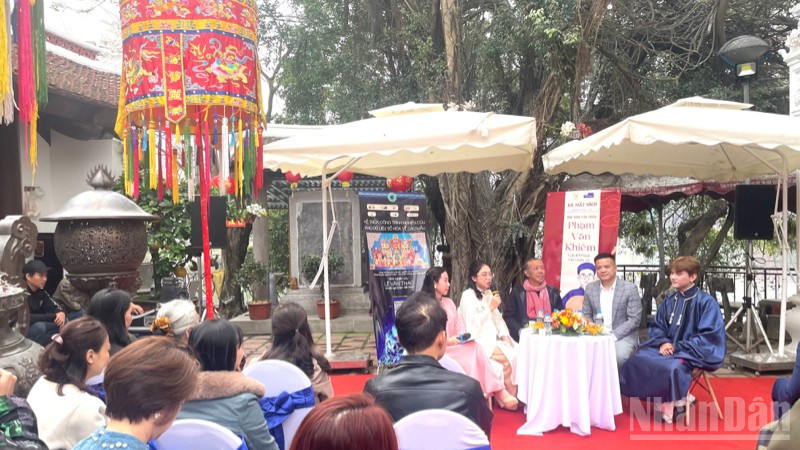 Quang cảnh buổi ra mắt dự án về thực hành tín ngưỡng thờ Mẫu Tam Phủ.