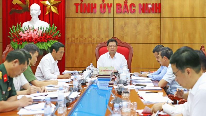 Bí thư Tỉnh ủy Bắc Ninh Nguyễn Hồng Thái chủ trì hội nghị của Ban Chỉ huy Phòng thủ dân sự tỉnh.