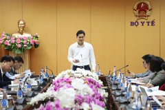 Thứ trưởng Thường trực Bộ Y tế chủ trì cuộc họp về việc đánh giá thực hiện nhiệm vụ cắt giảm, đơn giản hóa thủ tục hành chính và công việc liên quan đến ứng dụng công nghệ thông tin trong giải quyết thủ tục hành chính năm 2025 của Bộ Y tế. (Ảnh: TRẦN MINH)