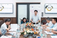 Tiến sĩ, bác sĩ Nguyễn Trọng Khoa, Phó Cục trưởng, Cục Quản lý Khám, Chữa bệnh (Bộ Y tế) trao đổi tại toạ đàm.