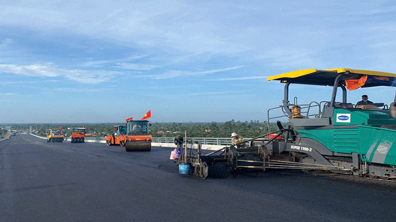 Dự án đang tăng tốc thảm nhựa bê-tông. anh-2.gif