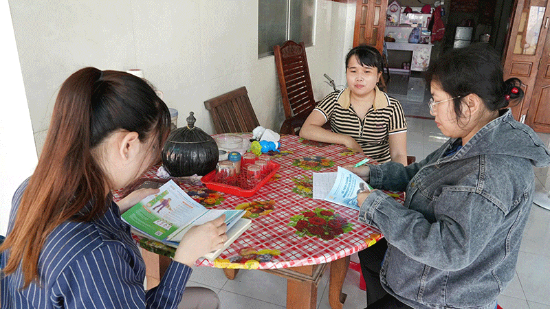 Tuyên truyền cho nhân dân cách phòng, chống các bệnh truyền nhiễm trong cộng đồng. anh-3pjg.gif