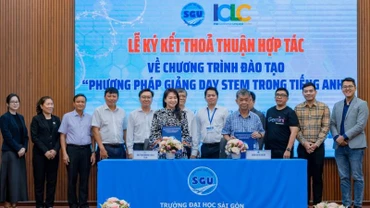 Trường đại học Sài Gòn ký kết Biên bản thỏa thuận hợp tác tổ chức chương trình đào tạo “Phương pháp Giảng dạy STEM trong tiếng Anh”.