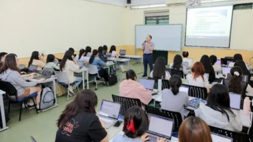 Giờ học của sinh viên Trường Đại học Khoa học xã hội và Nhân văn.