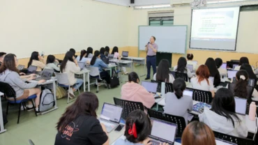 Giờ học của sinh viên Trường đại học Khoa học xã hội và Nhân văn.