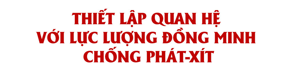 Mùa thu lịch sử hào hùng 75 năm trước -0