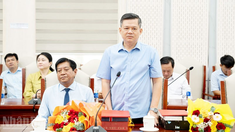 Phó Chủ tịch Ủy ban nhân dân tỉnh An Giang, Giang Thanh Khoa phát biểu. (Ảnh: An Giang online)