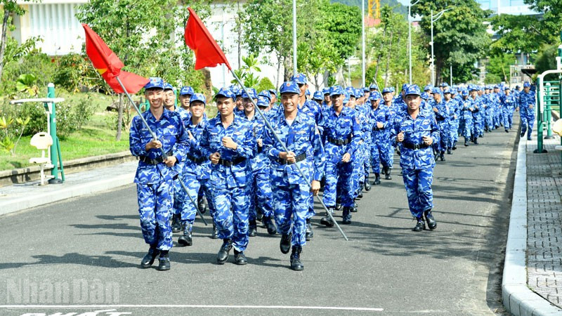 Cán bộ, chiến sĩ Bộ Tư lệnh Vùng Cảnh sát biển 4 tham gia Ngày chạy thể thao quân sự CISM và hưởng ứng ngày chạy Olympic năm 2026.