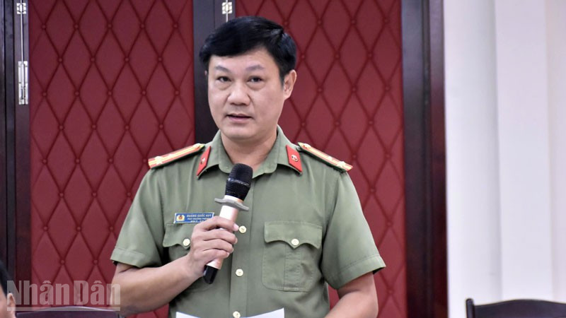 Thượng tá Quảng Quốc Huy thông tin vụ 4 đối tượng trốn khỏi nơi giam giữ.