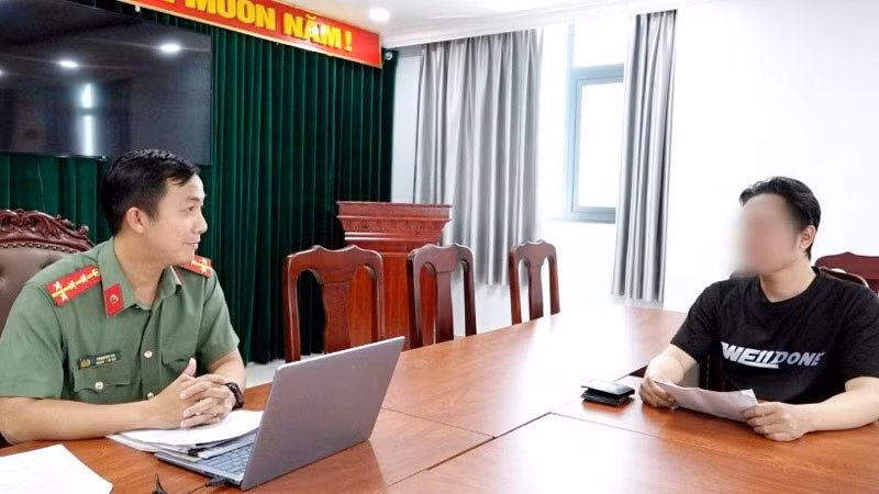 Đối tượng L.V.L làm việc tại cơ quan Công an.