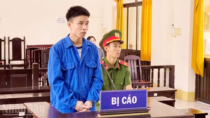 Bị cáo Cao Xuân Hoàng tại phiên tòa. (Ảnh: VĂN VŨ)