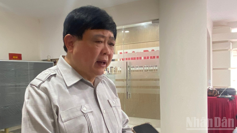 Phó Giáo sư, Tiến sĩ Nguyễn Thế Kỷ chia sẻ về vai trò của người làm báo trong kỷ nguyên mới. ndo_br_thiet-ke-chua-co-ten-8.png