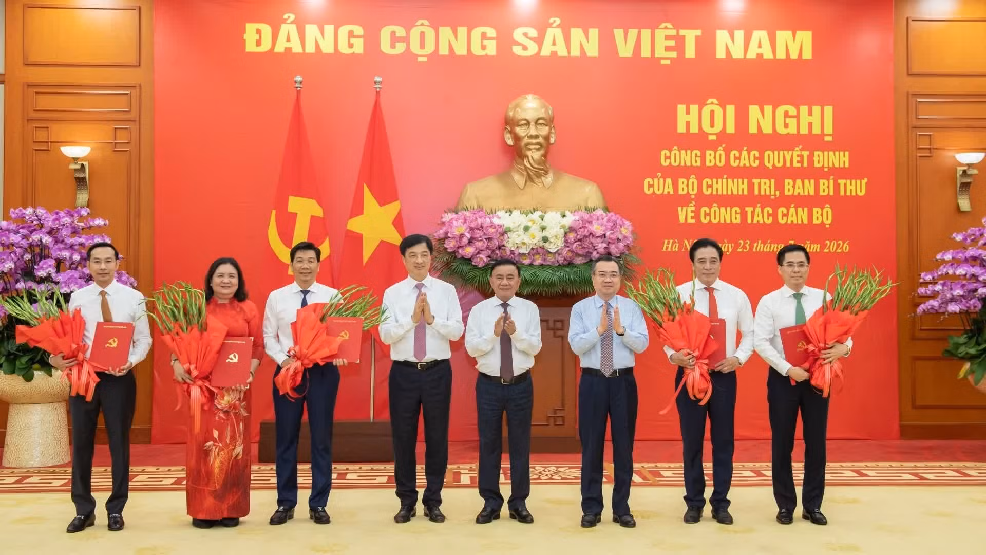 a5-cong-bo-trao-quyet-dinh-8788-27.jpg