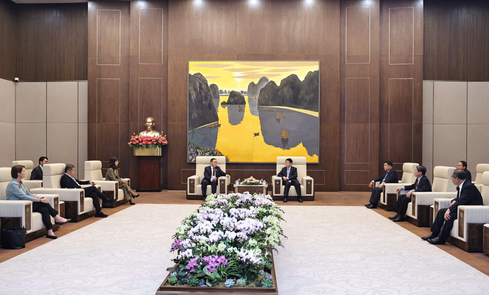 Chủ tịch nước Lương Cường tiếp Chủ tịch Hội đồng tư vấn kinh doanh APEC 2025. z6807447463516-cf2fc934fc0649b6af609b53b2bb89a9.jpg