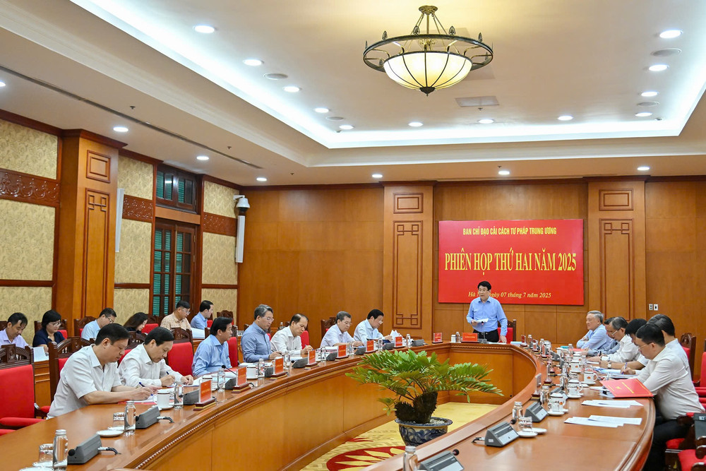 Toàn cảnh phiên họp. z6780728309226-2a5ca833b3a32510e7b6457c240d089c.jpg