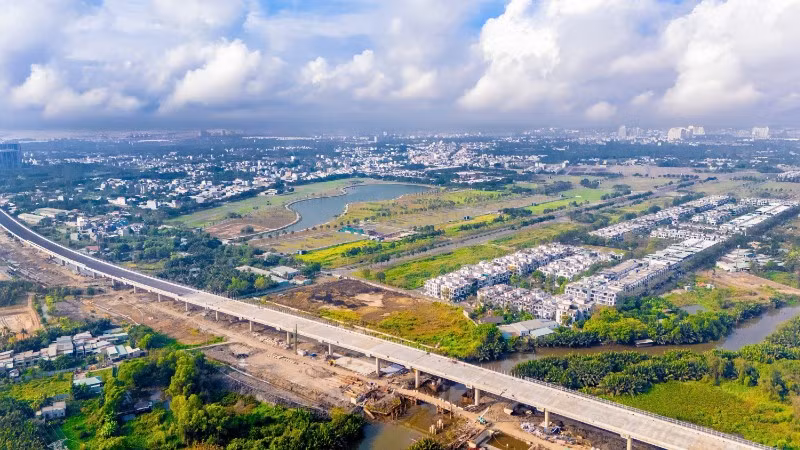 Với bất động sản, “tứ giác huyết mạch” tạo ra một mặt bằng phát triển khác biệt so với các khu vực bám đơn trục.