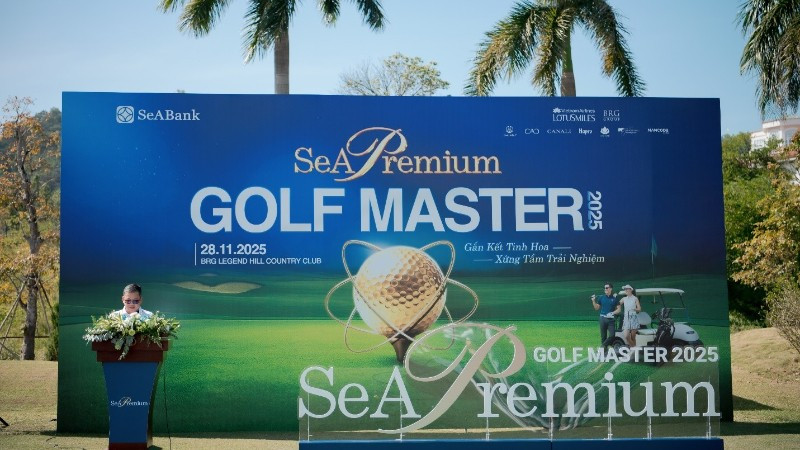 Ông Nguyễn Ngọc Quỳnh - Trưởng BKS SeABank phát biểu tại giải đấu.