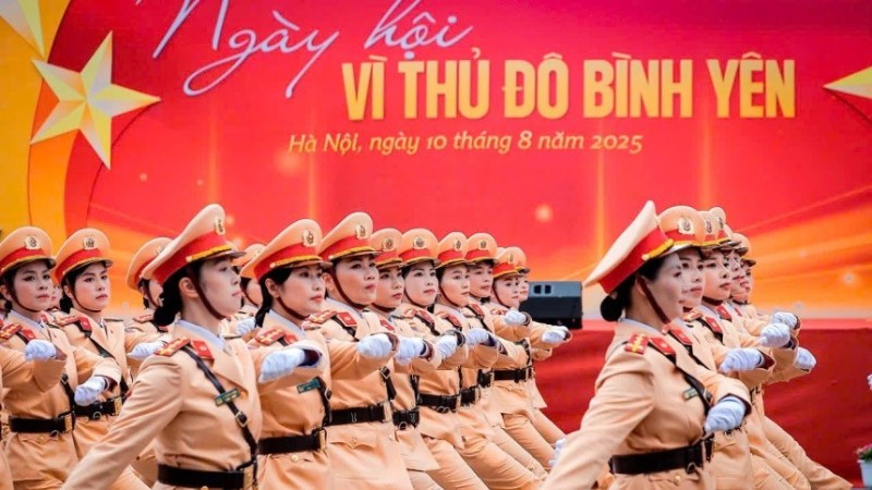 Đồng hành cùng Công an Hà Nội trong Ngày hội Vì Thủ đô bình yên