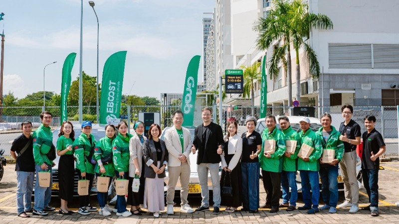 Grab Việt Nam hợp tác với EBOOST nhằm thúc đẩy sử dụng xe điện tại Việt Nam.