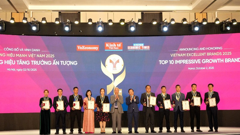 Chương trình Thương hiệu mạnh Việt Nam với chủ đề "Doanh nghiệp vươn tầm"