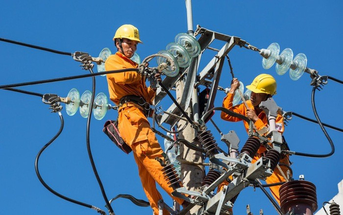 Bảo đảm điện trong mùa nắng nóng