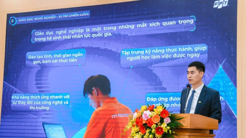 Ông Vũ Chí Thành - Hiệu trưởng Trường cao đẳng FPT Polytechnic phát biểu tại hội nghị.