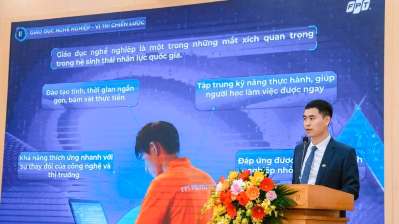 Ông Vũ Chí Thành - Hiệu trưởng Trường cao đẳng FPT Polytechnic phát biểu tại hội nghị.