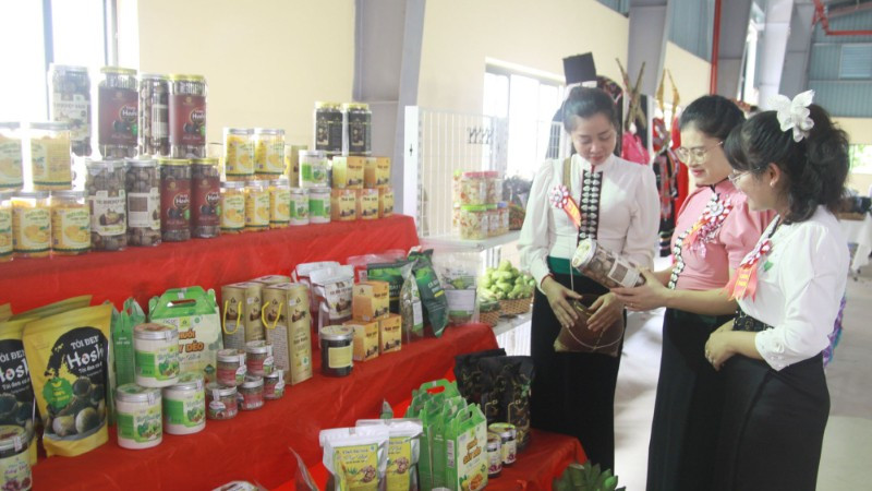 Nhiều sản phẩm OCOP của xã Yên Châu được trưng bày tại nhiều sự kiện quan trọng của tỉnh và các hội chợ thương mại.