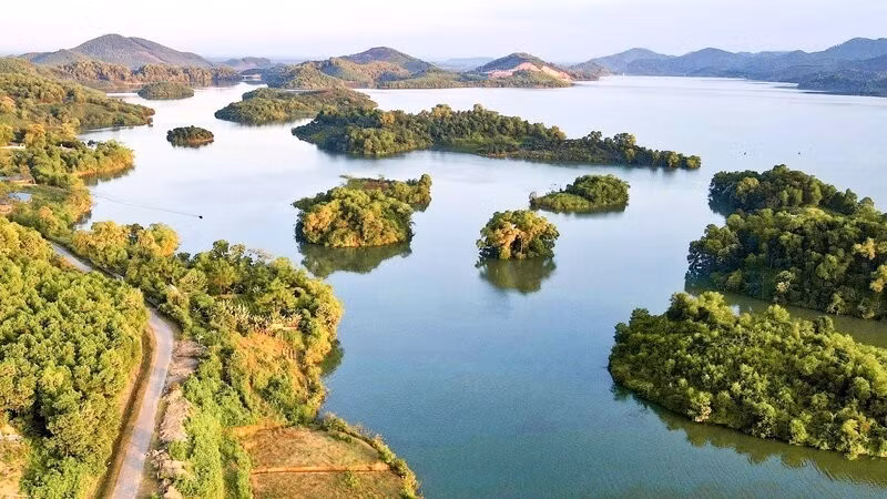 Hồ Núi Cốc là trọng điểm thu hút đầu tư phát triển du lịch của tỉnh Thái Nguyên trong những năm tới.