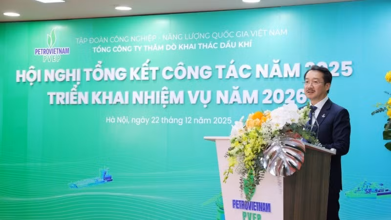 Đồng chí Nguyễn Thiện Bảo - Tổng Giám đốc PVEP báo cáo tổng kết công tác năm 2025.