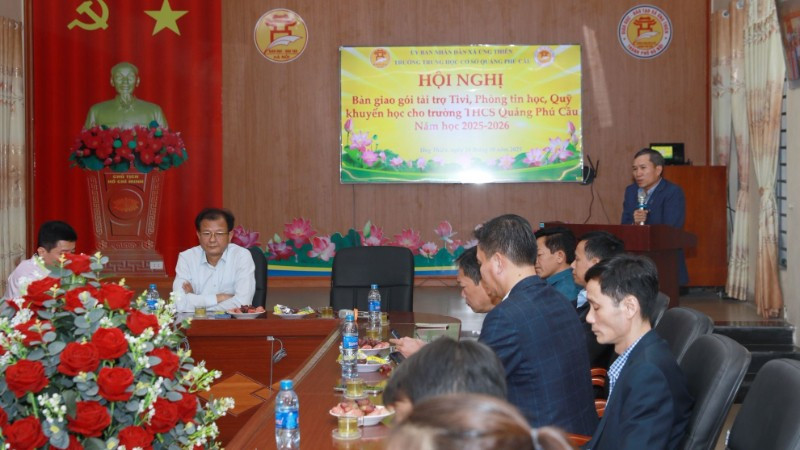 Toàn cảnh buổi lễ.