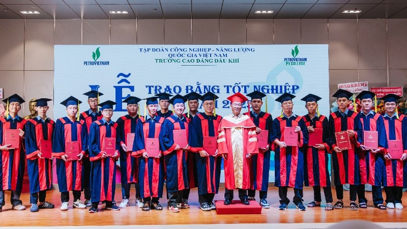 PV College trở thành cái nôi đào tạo lực lượng công nhân kỹ thuật cho các giàn khoan, nhà máy điện, đạm, lọc hóa dầu và nhiều công trình công nghiệp-năng lượng trên cả nước.