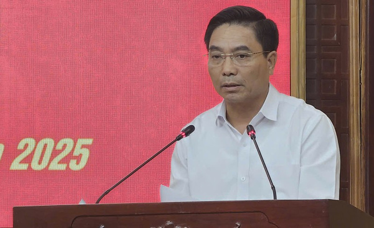 Bí thư Tỉnh ủy Thanh Hóa Nguyễn Doãn Anh phát biểu tại Hội nghị. 4-bi-thu.jpg