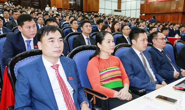 Các đại biểu khu vực miền núi, dân tộc tham dự đại hội. dai-bieu.jpg