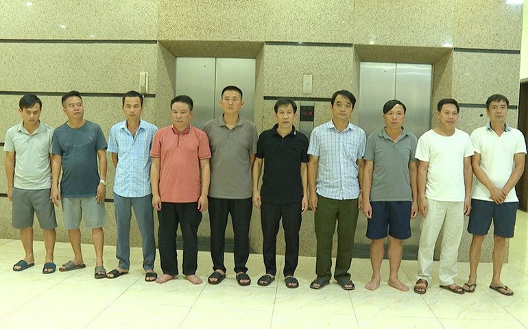 Các bị can bị khởi tố về hành vi "đưa hối lộ, nhận hối lộ". anh-10-doi-tuong.jpg