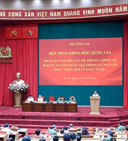 Quang cảnh Hội thảo khoa học quốc gia “Phát huy vai trò của hệ thống chính trị bảo vệ an ninh quốc gia trong kỷ nguyên phát triển mới của đất nước”. (Ảnh: DUY LINH)