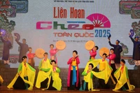 Văn nghệ chào mừng liên hoan Chèo toàn quốc 2025.