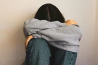 Trầm cảm và lo âu ngày càng trở thành những “kẻ đánh cắp” niềm vui tuổi thiếu niên.