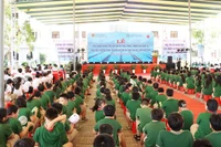 Quang cảnh lễ phát động.