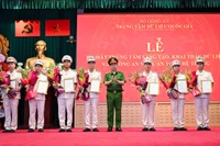 Lễ ra mắt Trung tâm Sáng tạo, khai thác dữ liệu và Phòng An ninh, an toàn hệ thống.