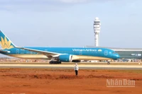 Sân bay Long Thành đã đón máy bay thương mại đầu tiên hạ cánh mang số hiệu VN5001 vào chiều 15/12.