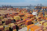 Bộ Công thương khuyến nghị doanh nghiệp ứng phó khi xung đột tại Trung Đông leo thang.