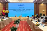 Hội thảo nhìn lại sự vận động, phát triển của văn học, nghệ thuật Việt Nam 50 năm sau ngày đất nước thống nhất. 