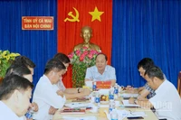 Bí thư Tỉnh ủy Cà Mau (trên cùng) làm việc với Ban Nội chính Tỉnh ủy vào chiều muộn 24/9.